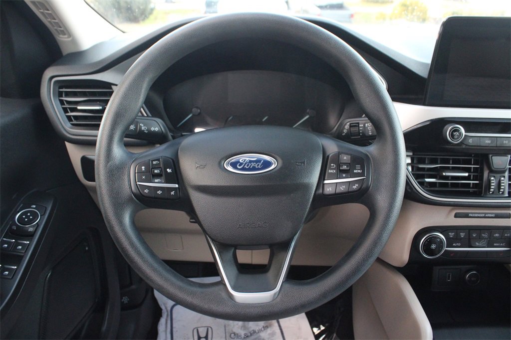 Used 2020 Ford Escape SE image 20