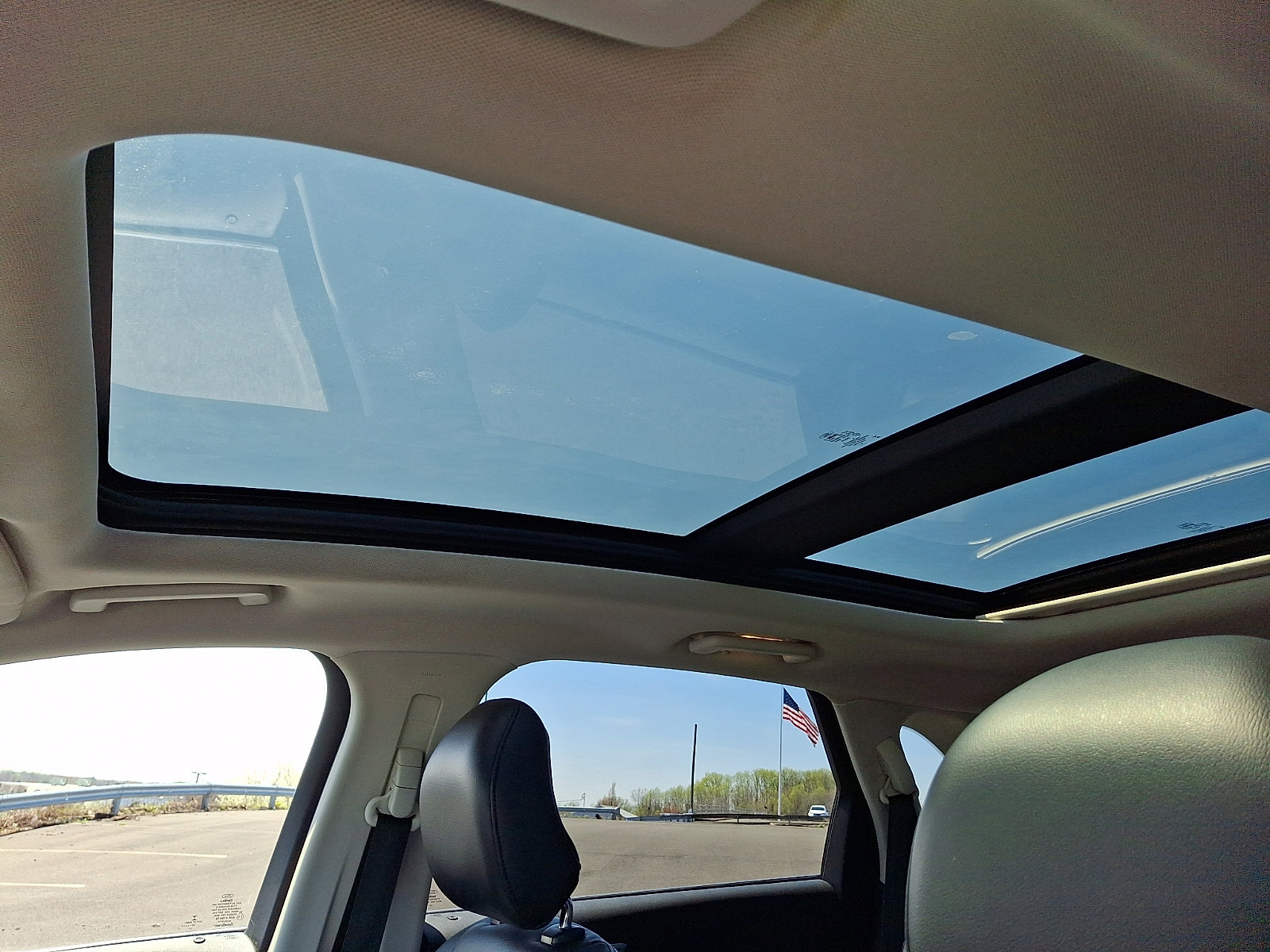 Used 2016 Ford Edge Titanium w/ Equipment Group 301A AWD/4WD image 14