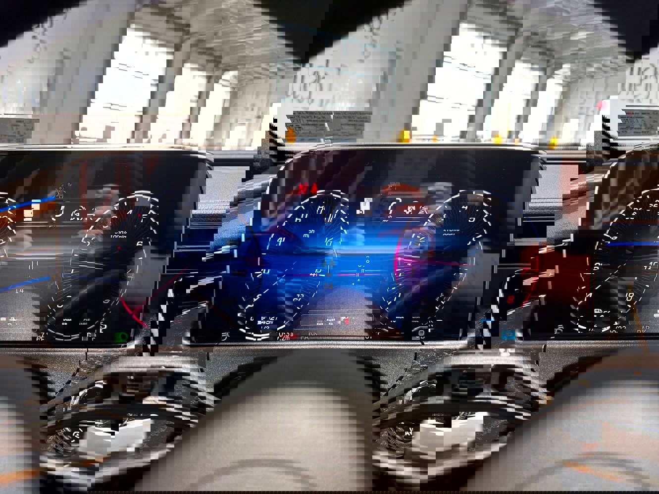 New 2026 Mercedes-Benz E 350 4MATIC Sedan image 9