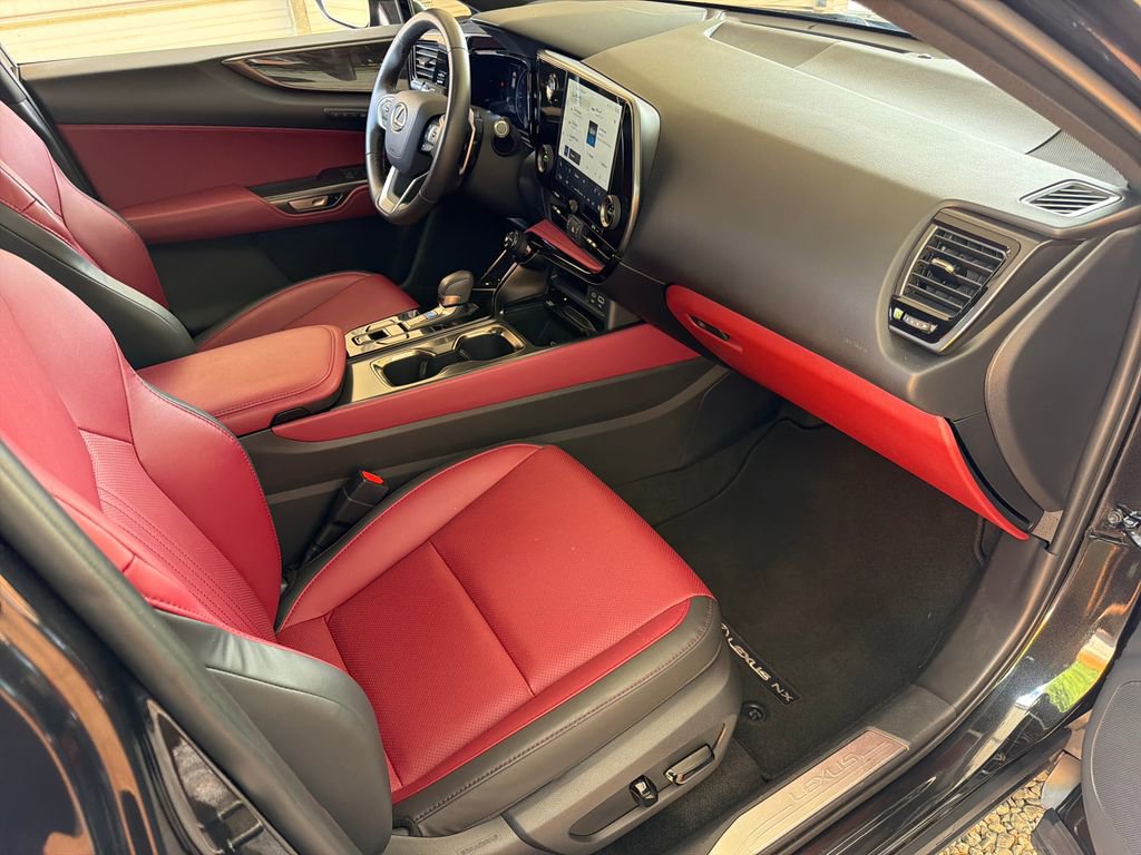 Used 2025 Lexus NX 250 FWD w/ Towing Package (2000 Lbs) image 28