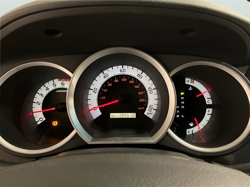 Used 2014 Toyota Tacoma PreRunner w/ SR5 Package image 15