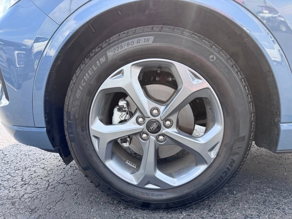Used 2023 Ford Escape ST-Line w/ Tech Pack #1 FWD image 10