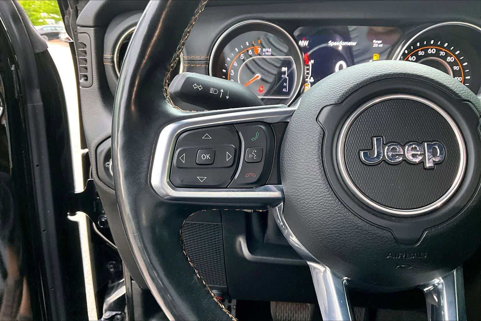 Used 2021 Jeep Wrangler Unlimited Sahara AWD/4WD image 26