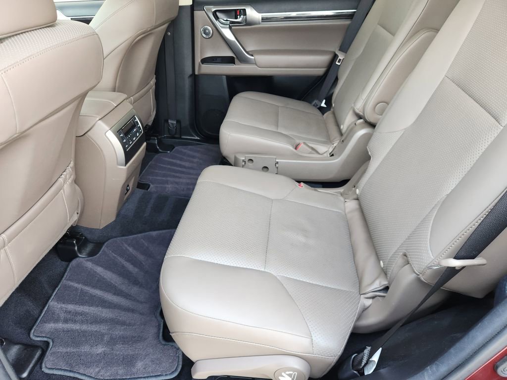 Used 2022 Lexus GX 460 Luxury w/ Sport Design Package image 30