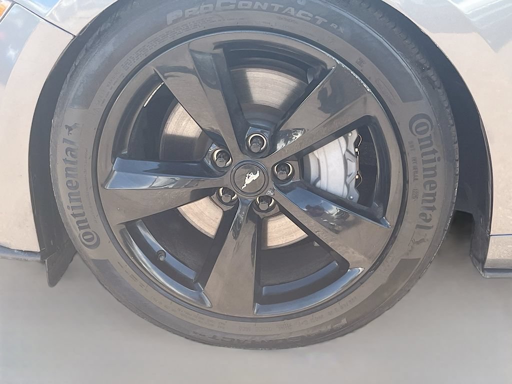 Used 2022 Ford Mustang GT Premium w/ Black Accent Package RWD image 28