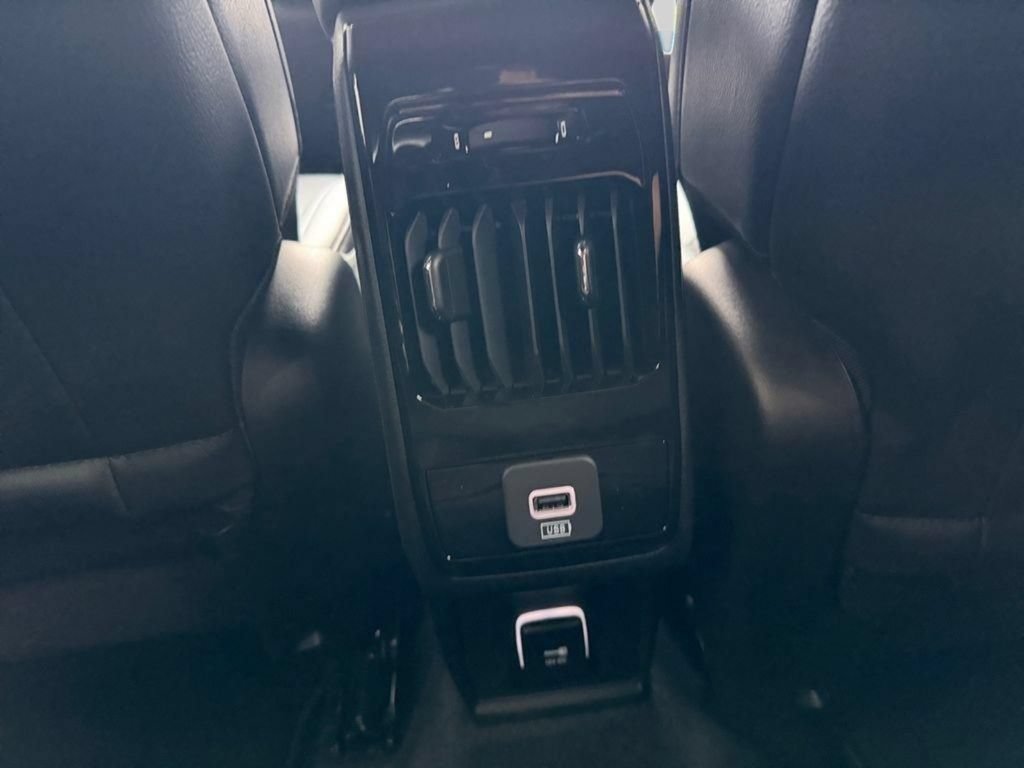 New 2026 Jeep Compass Latitude AWD/4WD image 22