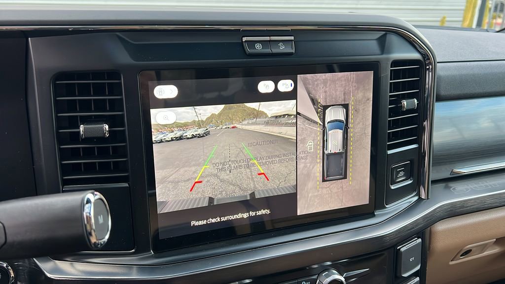 New 2026 Ford F250 Lariat w/ Black Appearance Package image 17