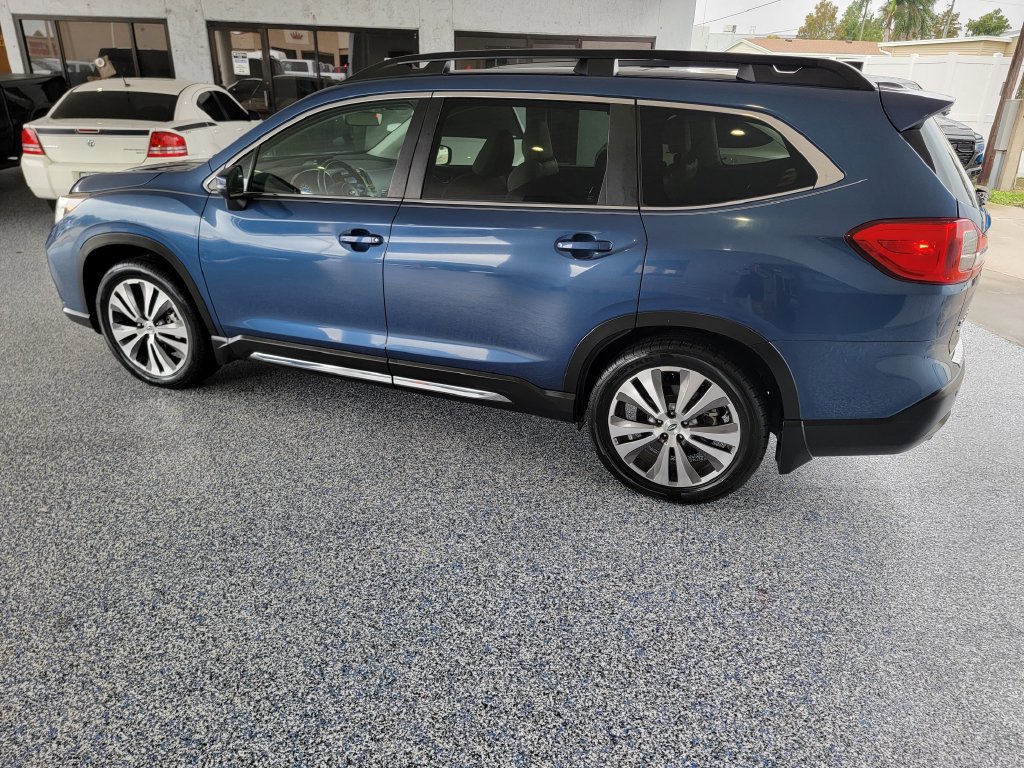 Used 2021 Subaru Ascent Limited w/ Technology Package AWD/4WD image 3