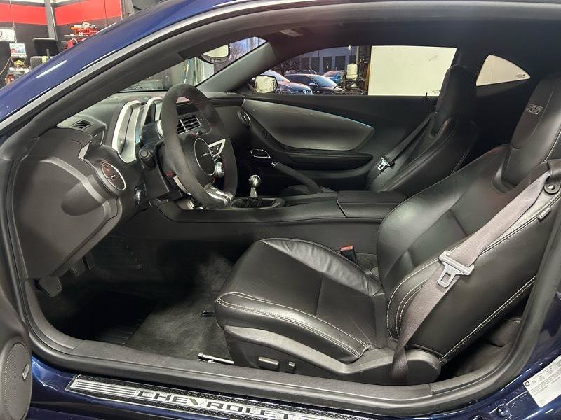Used 2010 Chevrolet Camaro SS w/ RS Package RWD image 14