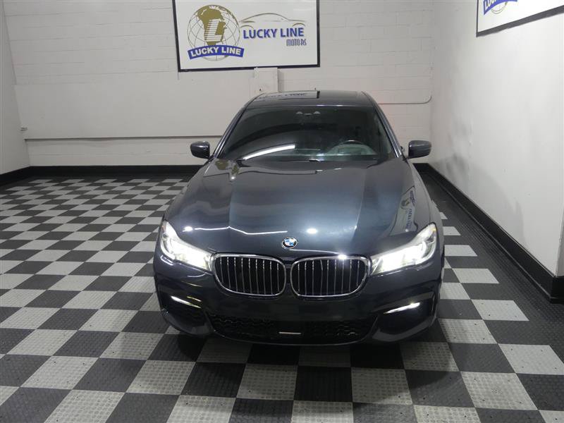 Used 2019 BMW 740i xDrive w/ M Sport Package AWD/4WD image 3