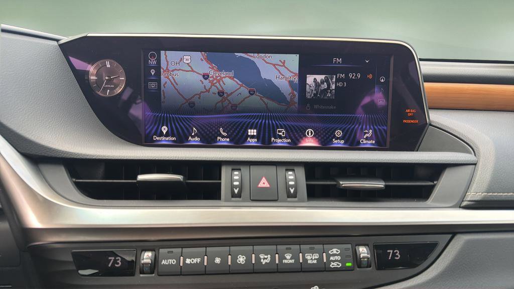 Used 2019 Lexus ES 350 Luxury w/ Accessory Package 2 image 27
