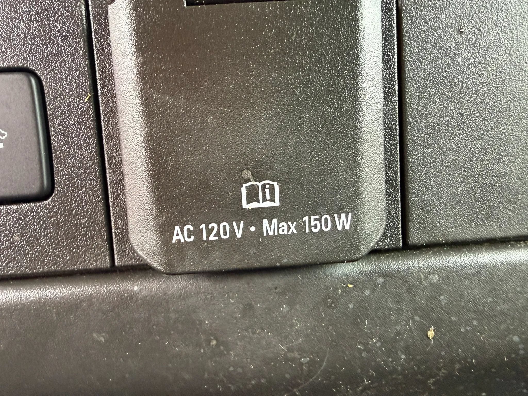 Used 2019 Chevrolet Express 2500 w/ Driver Convenience Package RWD image 32