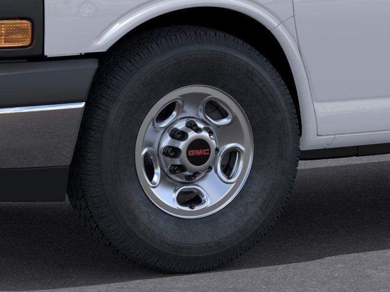 New 2026 GMC Savana 2500 image 9