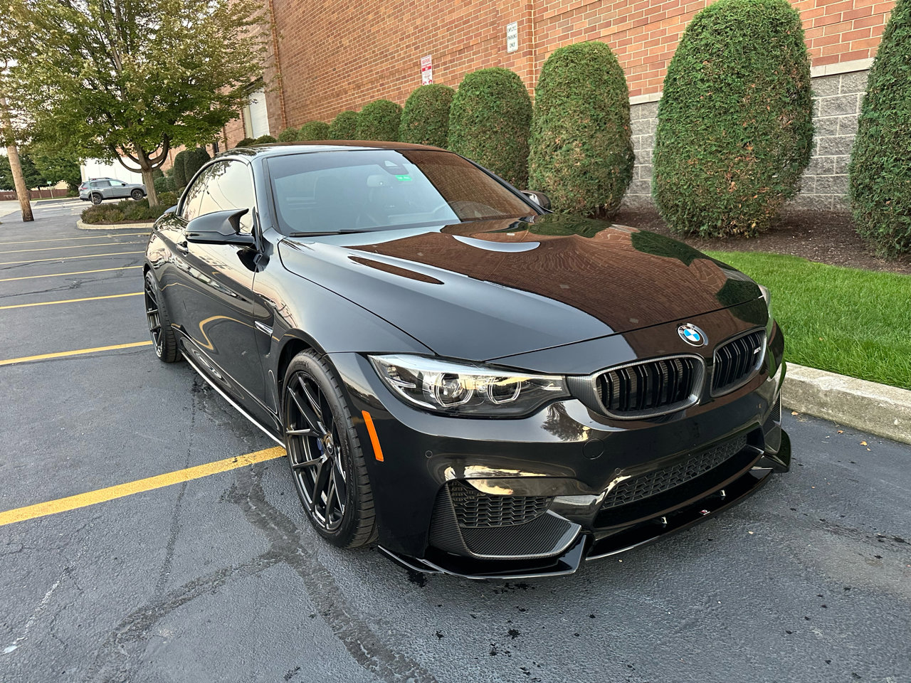 Used 2020 BMW M4 Convertible image 37