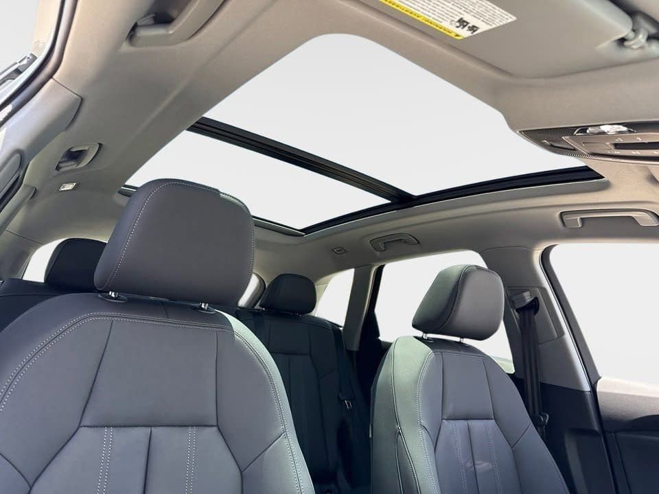 Certified 2025 Audi Q5 Premium w/ Premium Plus AWD/4WD image 11