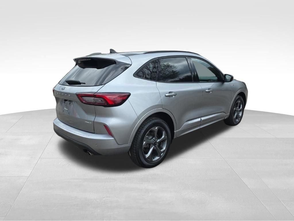 Certified 2024 Ford Escape ST-Line w/ Tech Pack #1 image 6