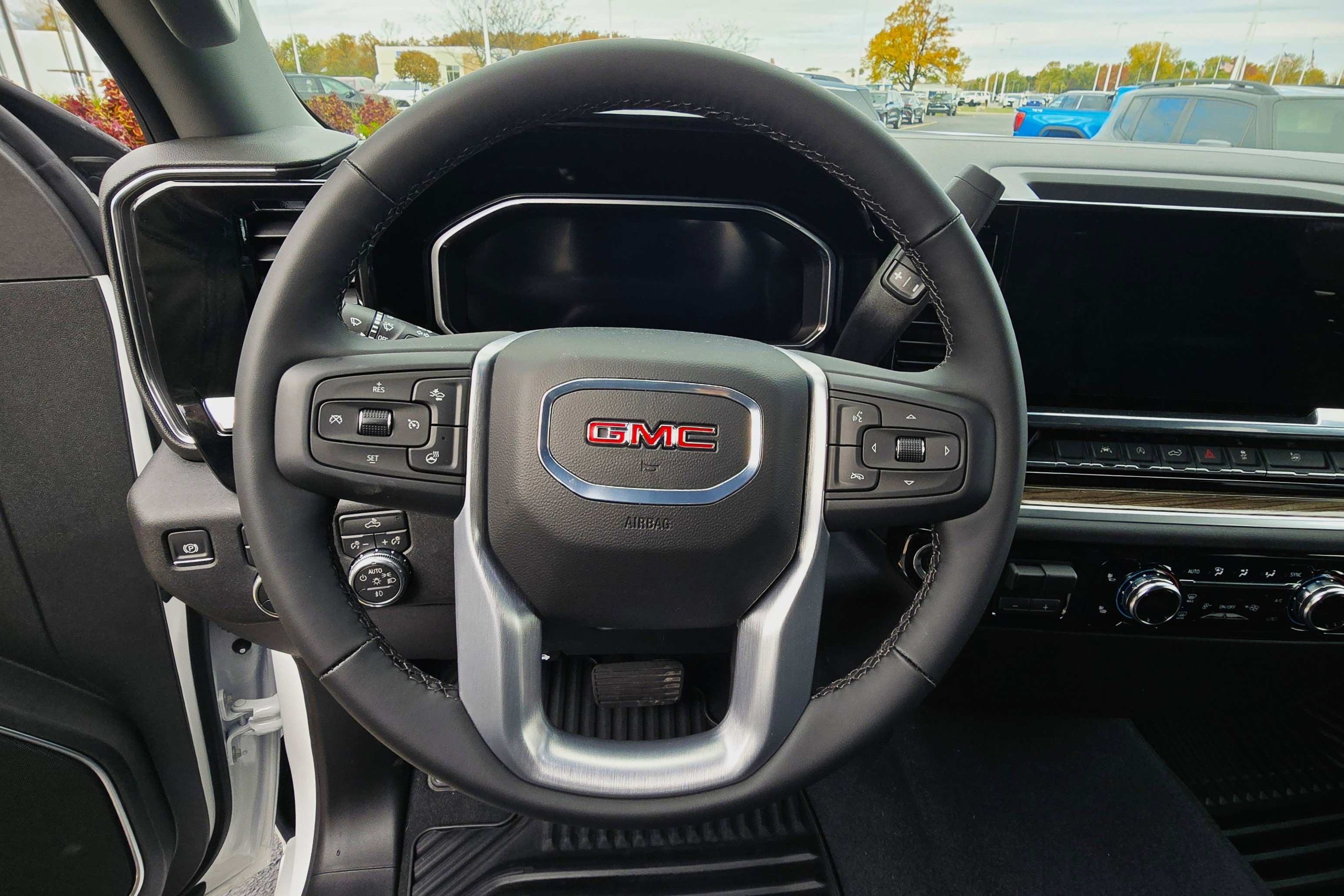 New 2026 GMC Sierra 1500 Elevation image 18