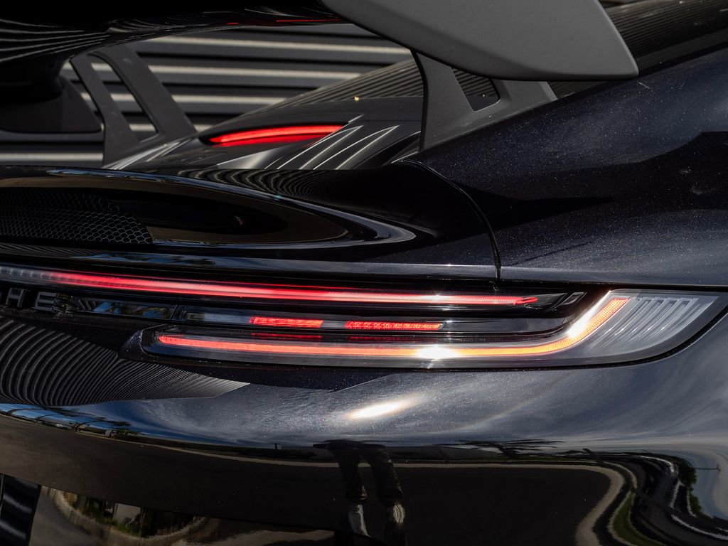 Used 2022 Porsche 911 GT3 image 14
