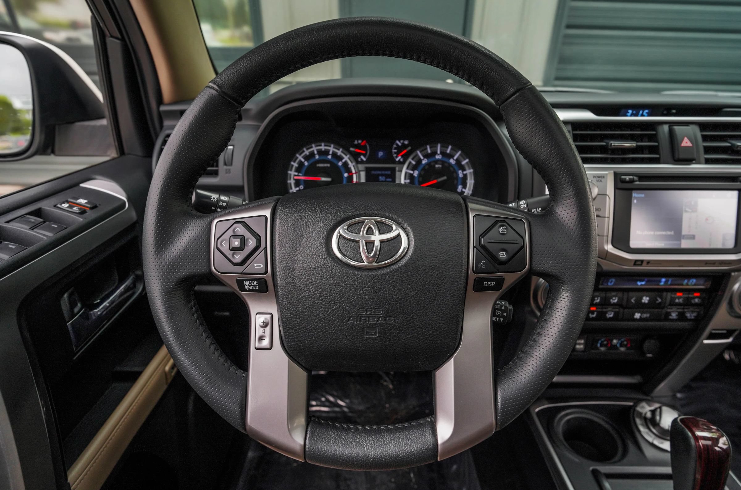 Used 2017 Toyota 4Runner Limited AWD/4WD image 14
