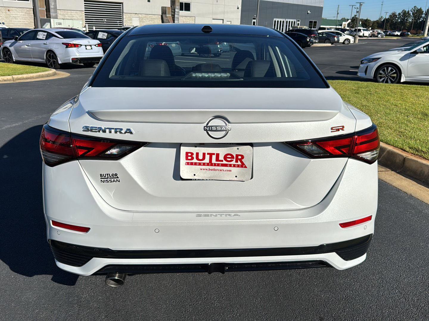 New 2025 Nissan Sentra SR w/ SR Premium Package image 4