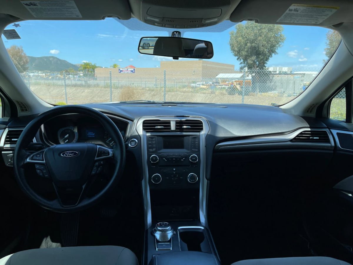 Used 2017 Ford Fusion S FWD image 16