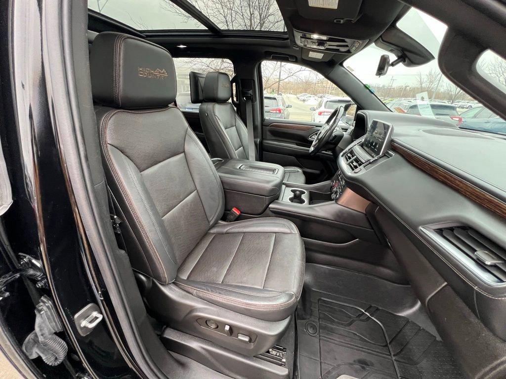 Used 2021 Chevrolet Suburban High Country w/ Premium Package 2 image 34