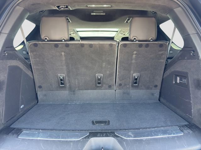 Used 2024 Cadillac Escalade Sport Platinum w/ LPO, ONYX Package image 19