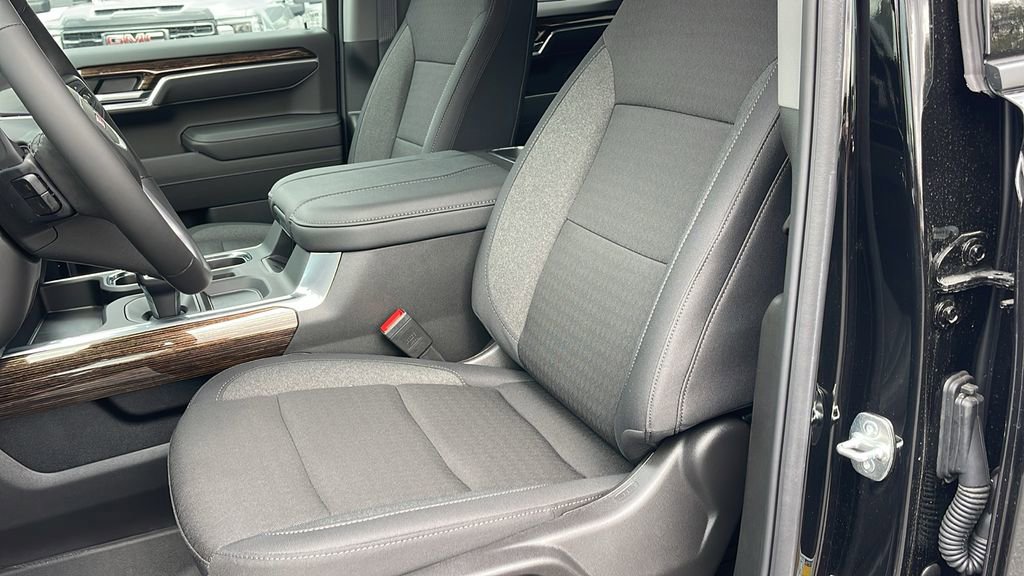New 2026 GMC Sierra 1500 Elevation image 10