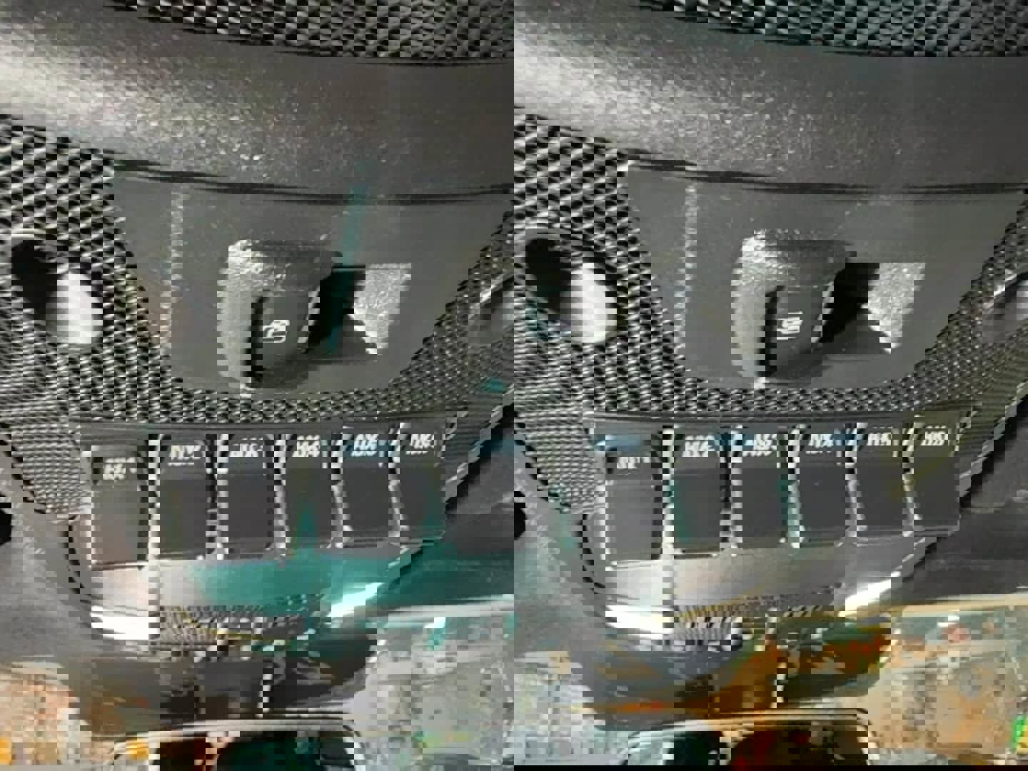 Used 2018 Ford F150 Raptor w/ Equipment Group 802A Luxury image 44