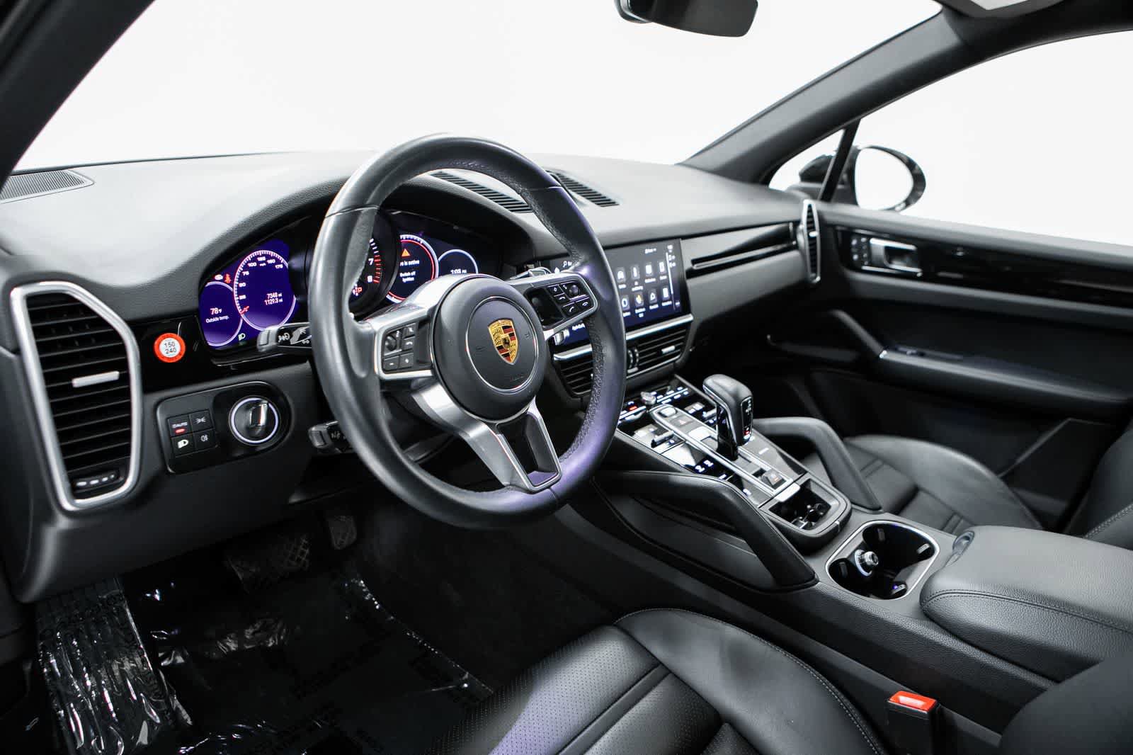 Certified 2023 Porsche Cayenne AWD/4WD image 4
