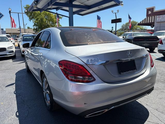 Used 2018 Mercedes-Benz C 300 Sedan image 10