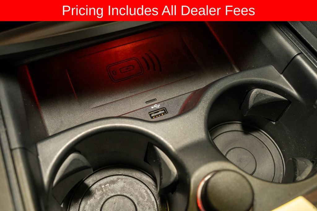 Used 2021 BMW 530e xDrive w/ Premium Package AWD/4WD image 18