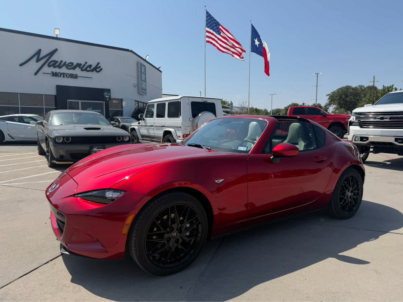 Used 2021 MAZDA MX-5 Miata RF Grand Touring RWD image 8