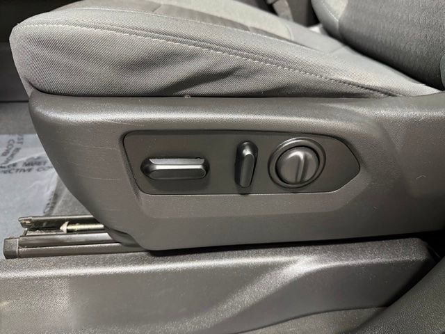Used 2020 Chevrolet Silverado 1500 RST AWD/4WD image 20