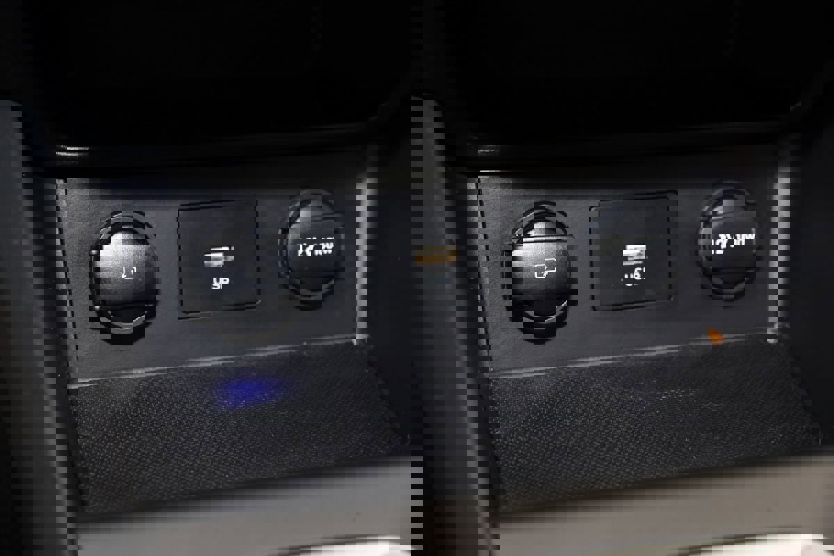 Used 2023 Hyundai Kona SEL w/ Cargo Package image 24