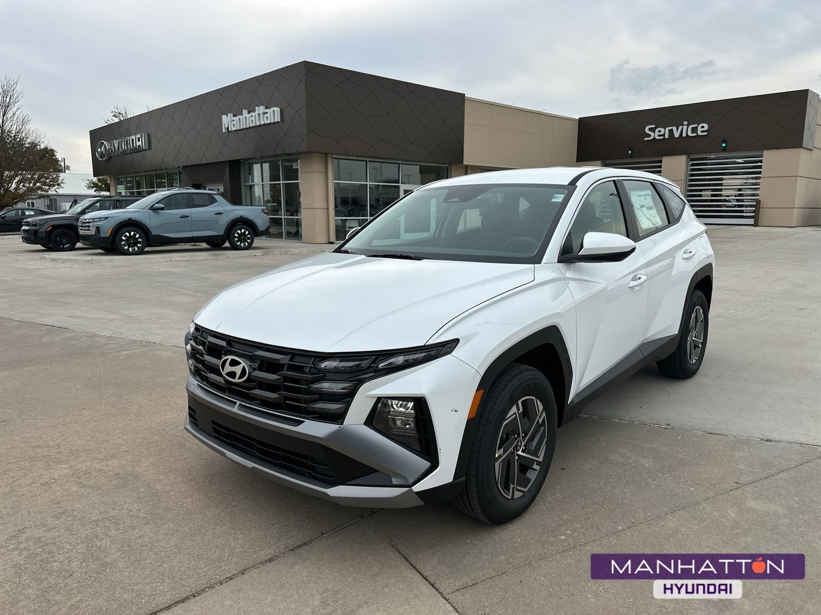 New 2026 Hyundai Tucson Blue SE AWD/4WD image 1
