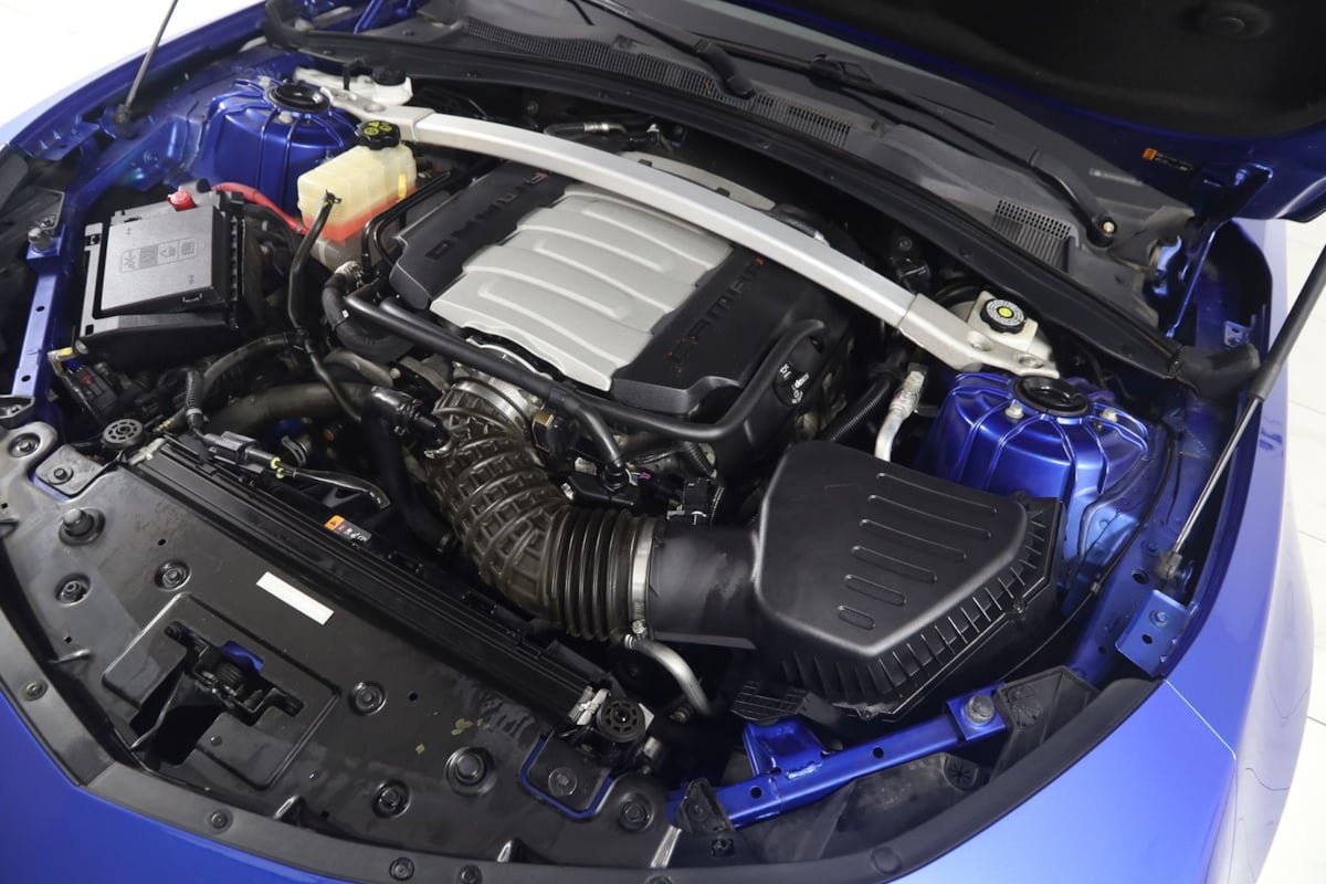 Used 2018 Chevrolet Camaro SS RWD image 25