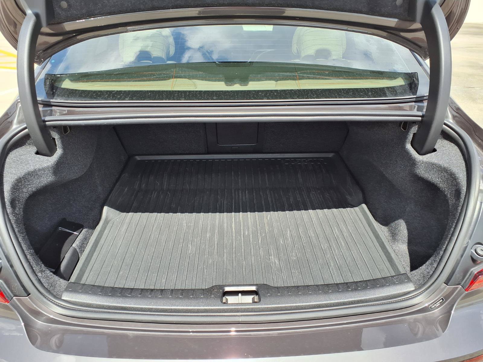 Certified 2023 Volvo S60 B5 Plus FWD image 18