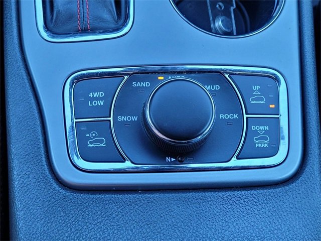 Used 2020 Jeep Grand Cherokee Trailhawk w/ Trailhawk Luxury Group image 26