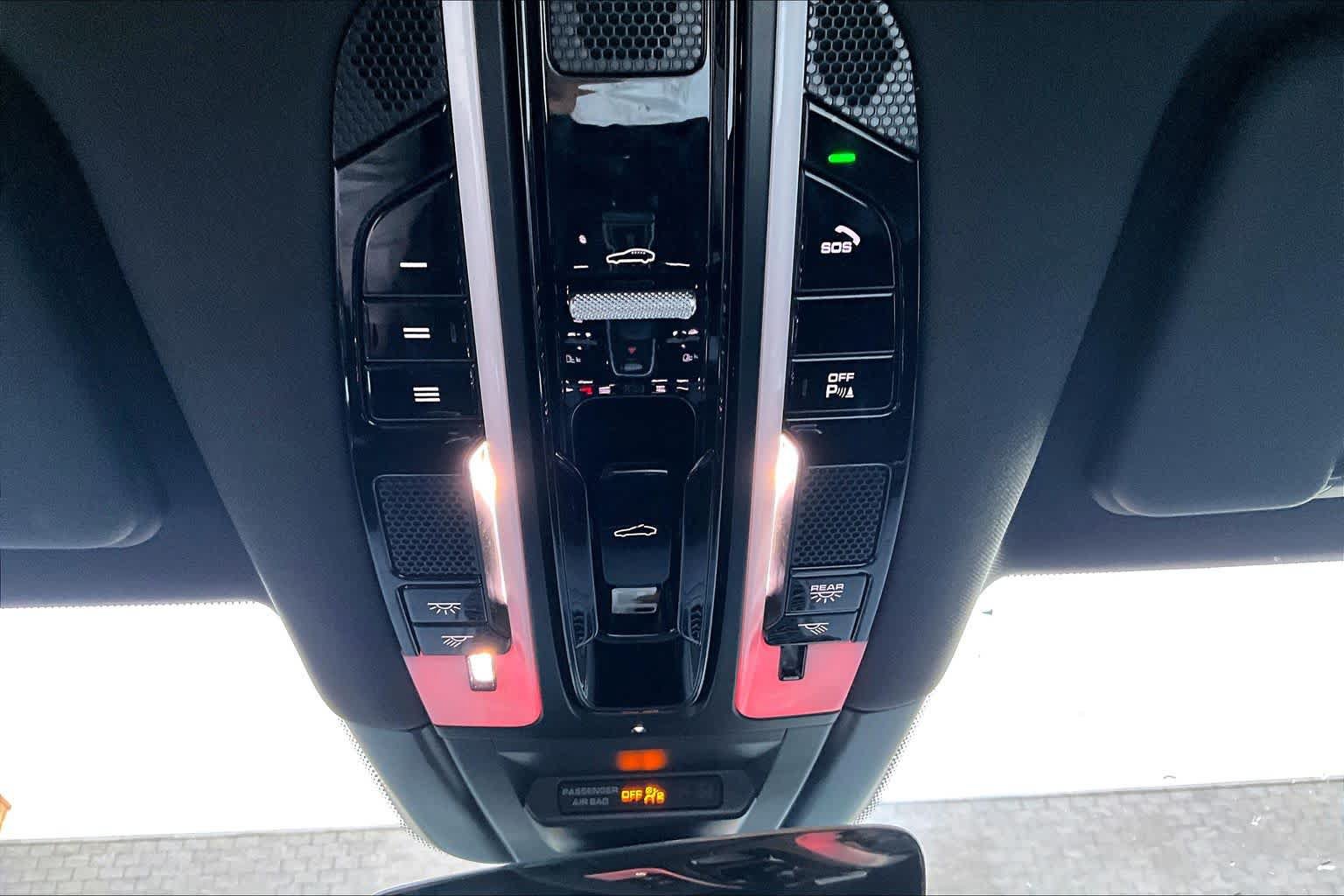 Used 2019 Porsche Cayenne AWD/4WD image 27