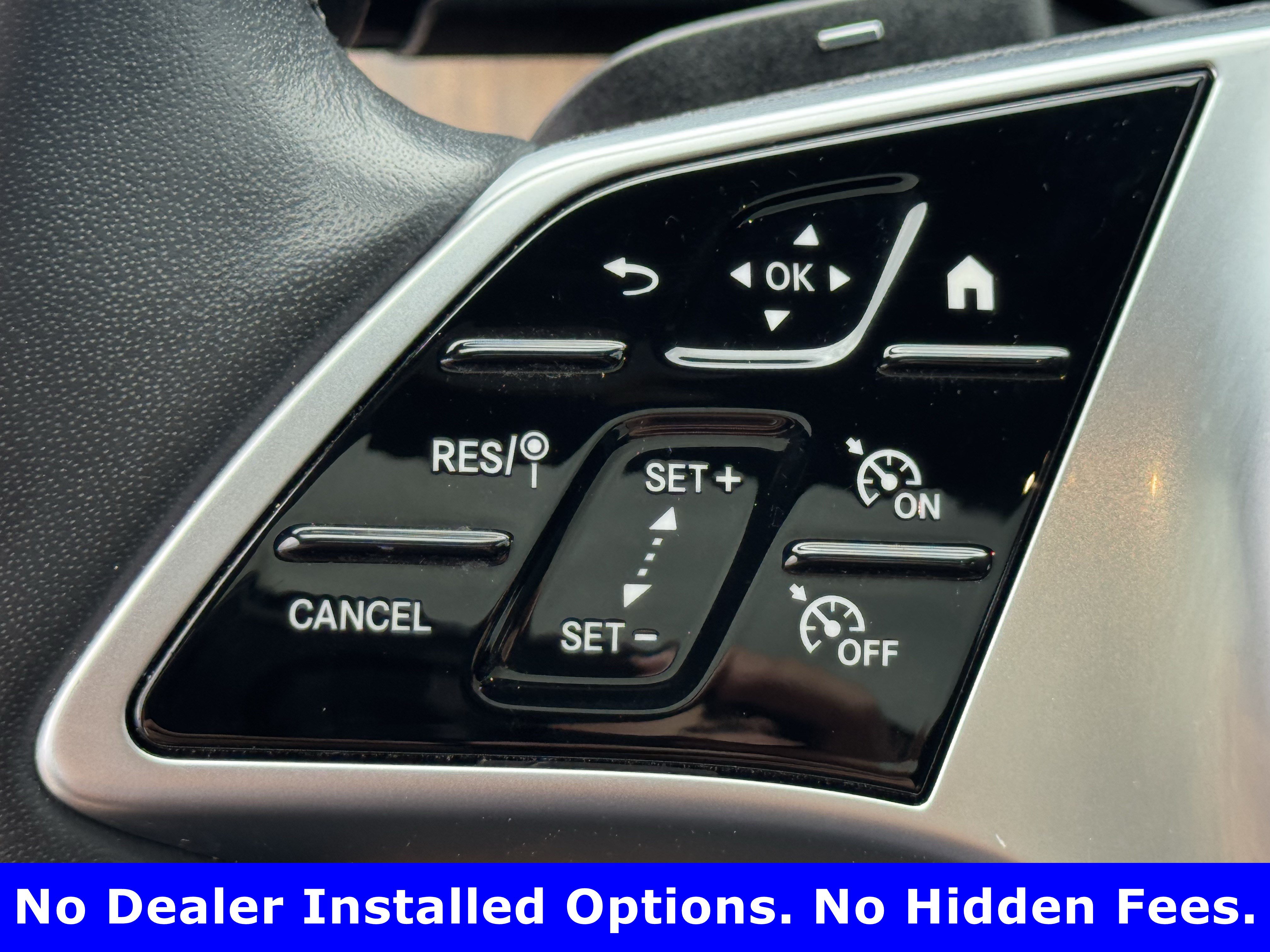 Used 2025 Mercedes-Benz C 300 4MATIC Sedan image 25