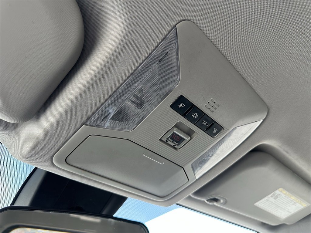 Used 2019 Toyota RAV4 LE image 26