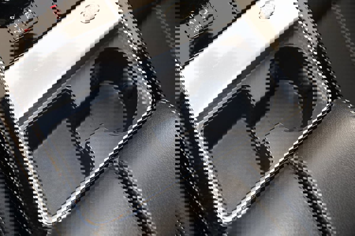 Used 2021 Land Rover Range Rover Velar R-Dynamic S image 24