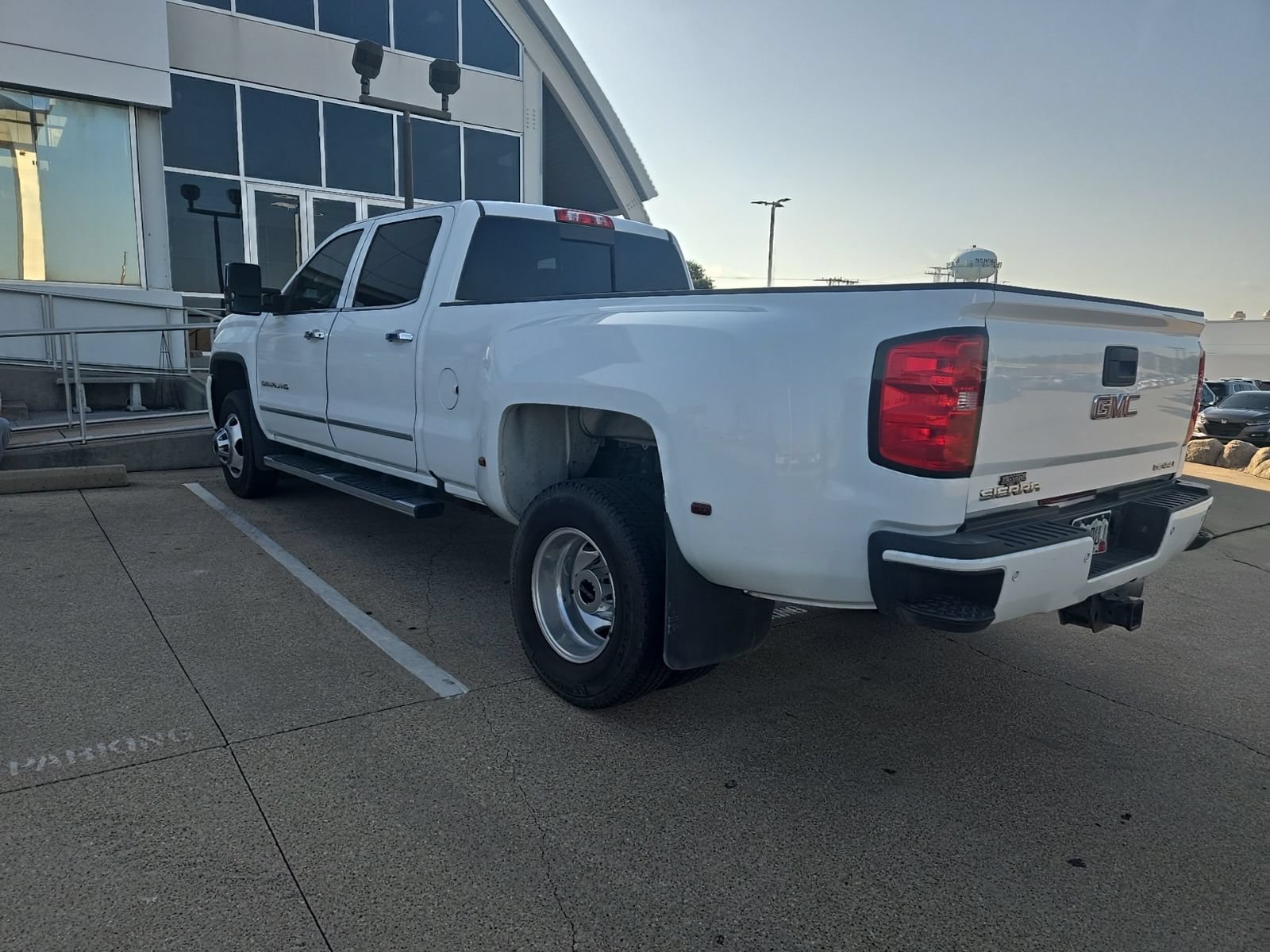 Used 2016 GMC Sierra 3500 Denali w/ Duramax Plus Package AWD/4WD image 5
