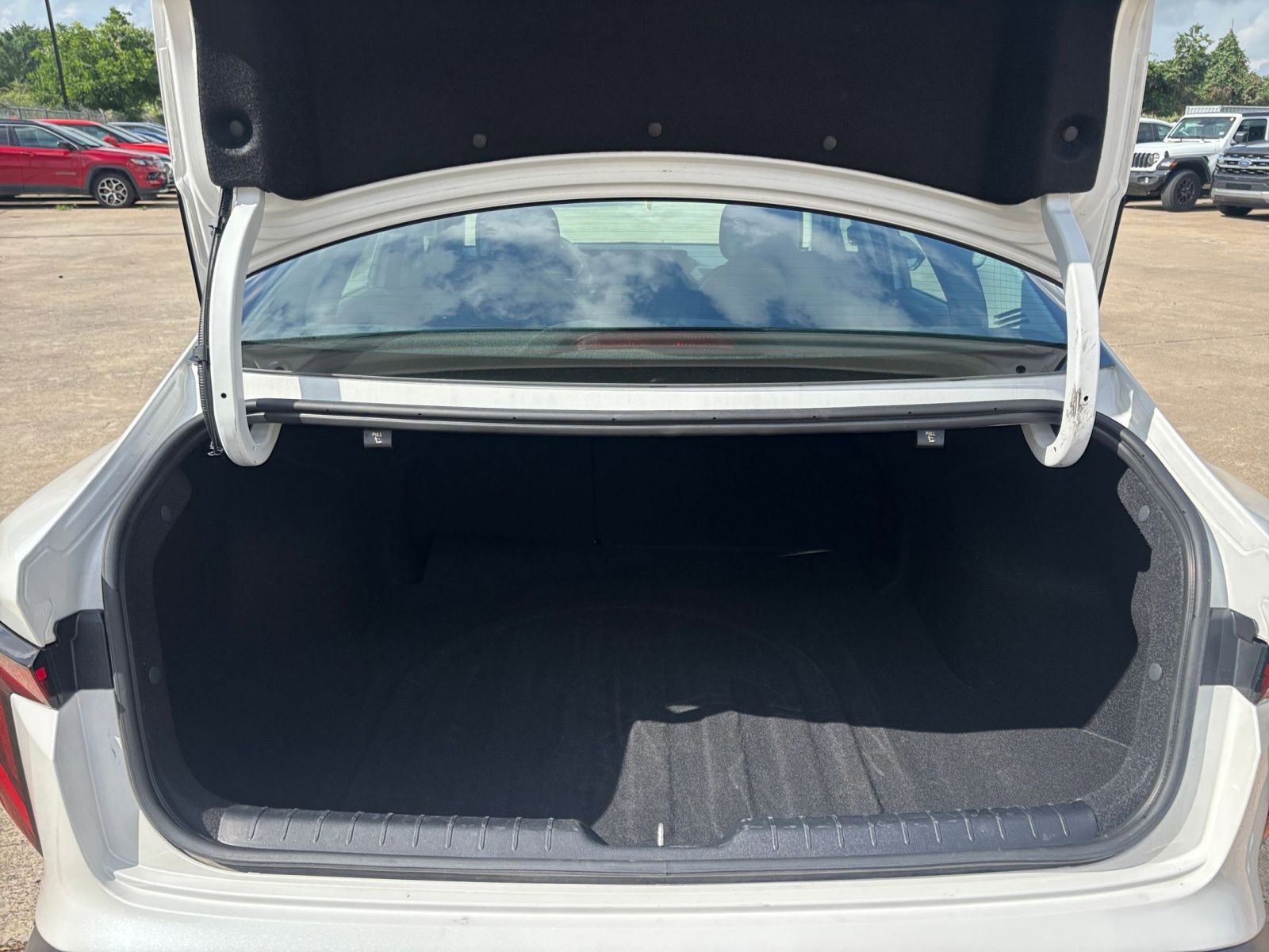 Used 2025 Kia K4 FWD image 30