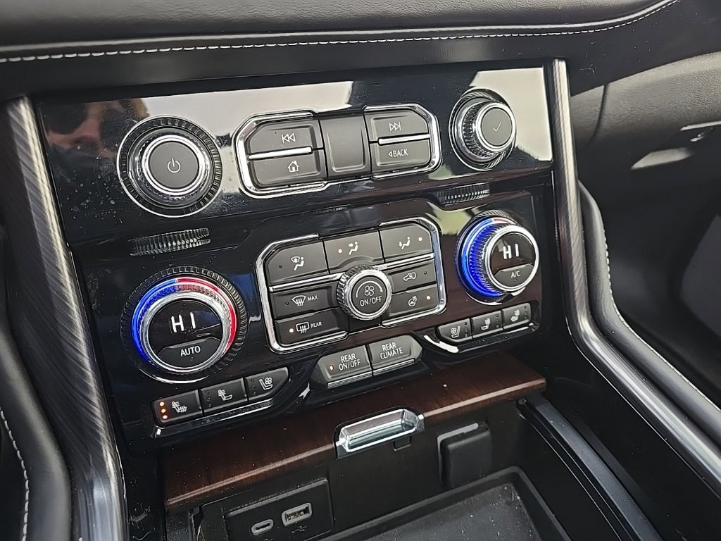 Used 2024 GMC Yukon XL Denali Ultimate image 24