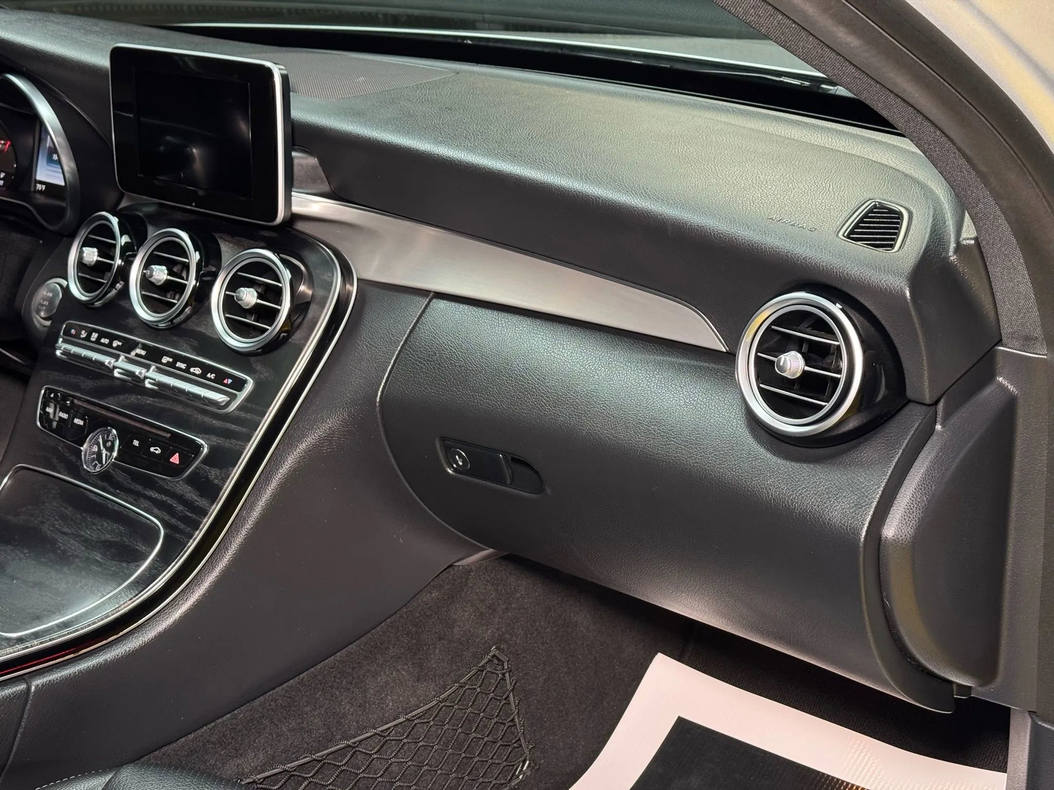 Used 2018 Mercedes-Benz C 300 Sedan image 48