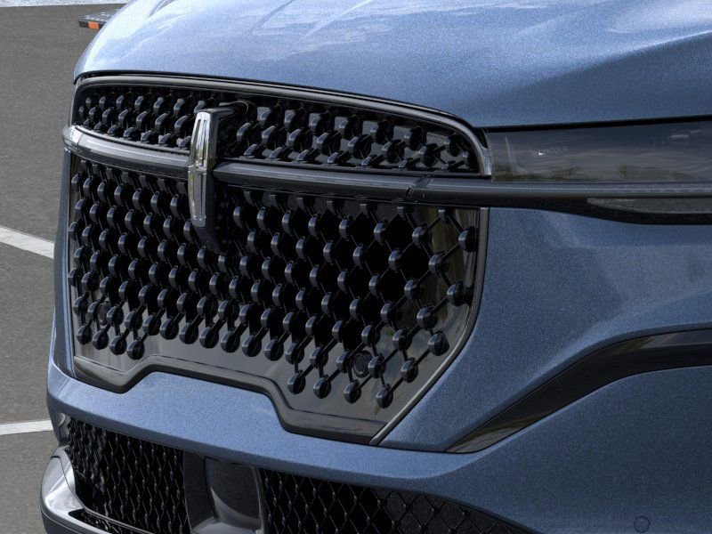 New 2026 Lincoln Nautilus Premier AWD/4WD image 17