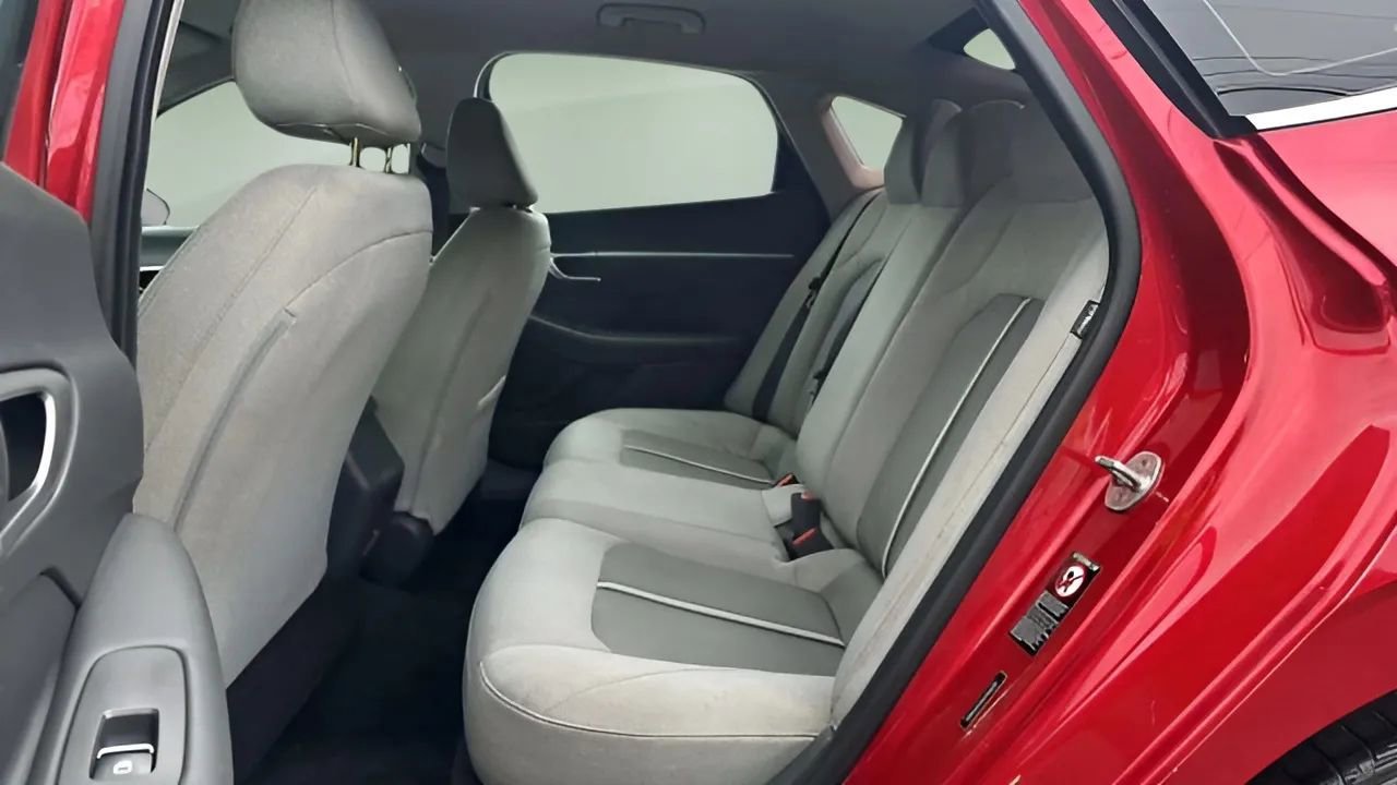 Used 2020 Hyundai Sonata SE w/ Cargo Package image 26