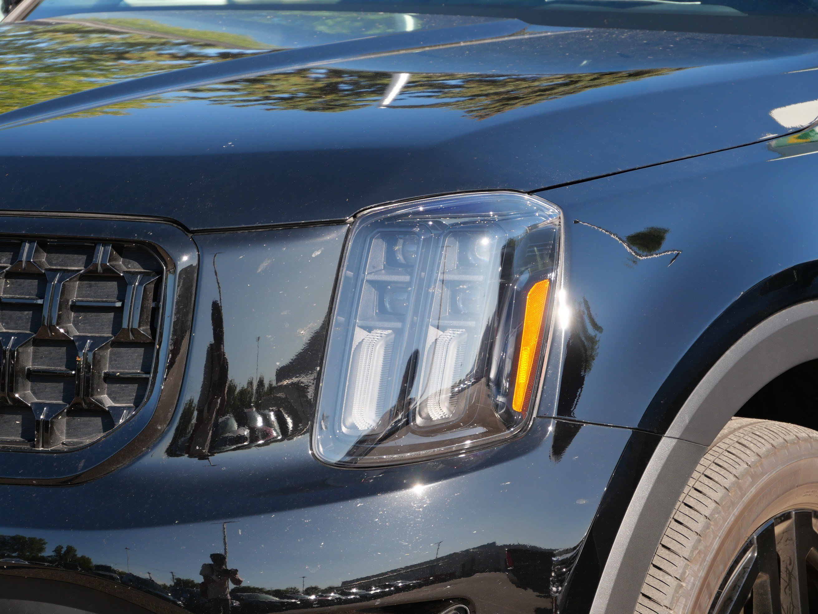 Used 2024 Kia Telluride EX X-Line AWD/4WD image 4